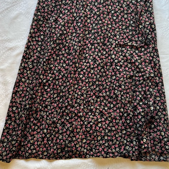Vintage Y2K Floral Wrap Skirt Black Pin - Picture 6 of 11